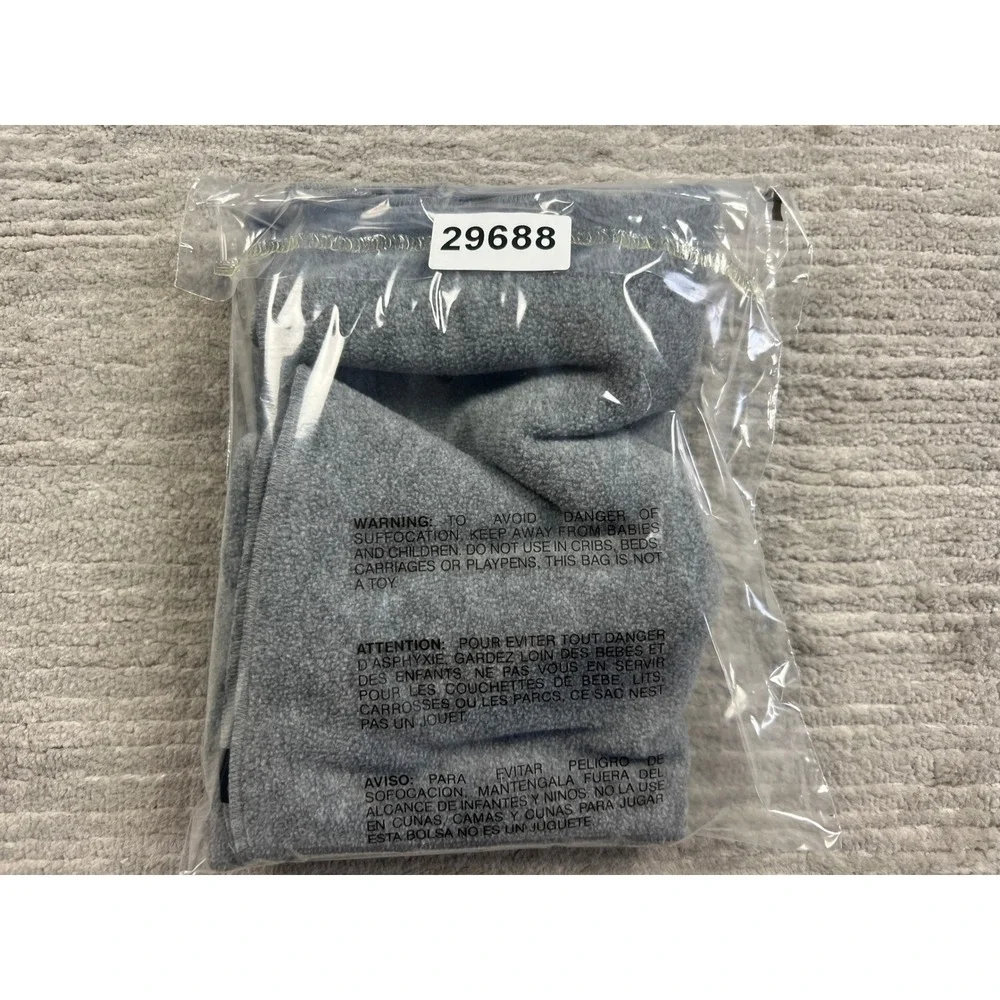 Old Navy Scarf Unisex OS Gray Fleece Solid Classic Warm Winter Accessory